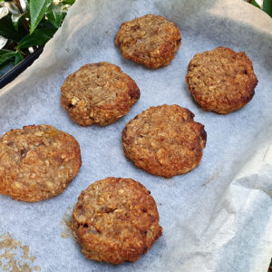 Fig and ginger oat cookies