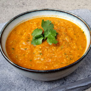 Carrot and chickpea soup with roasted vegetables