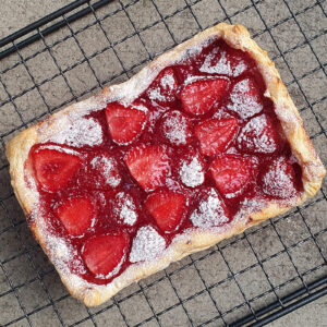 Strawberry puff pastry tart