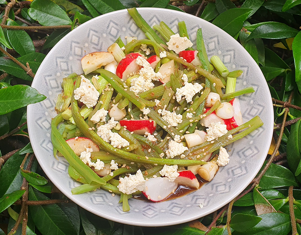 Japanese-style runner bean salad