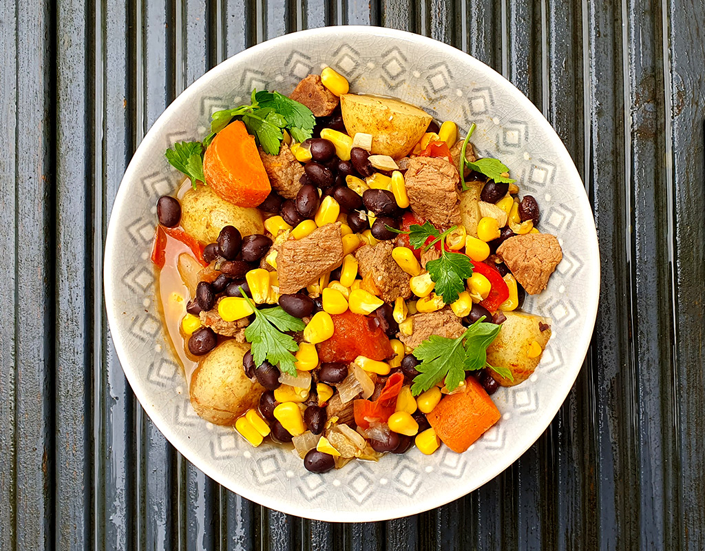 Mexican-style beef soup