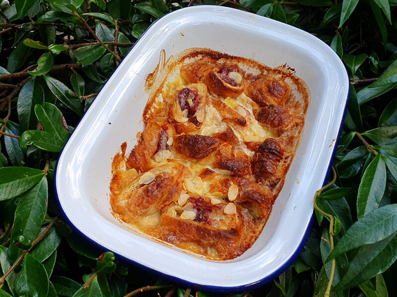 Strawberry and almond croissant bake