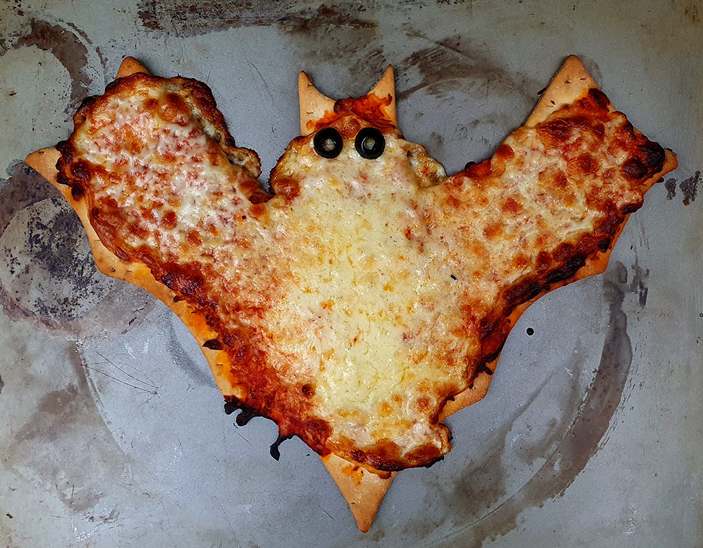 Bat pizza