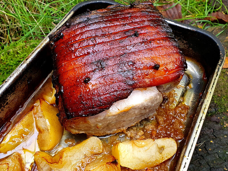 Slow-roasted pork with spiced apple