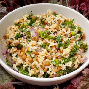 Steamed rice with lentils and kale