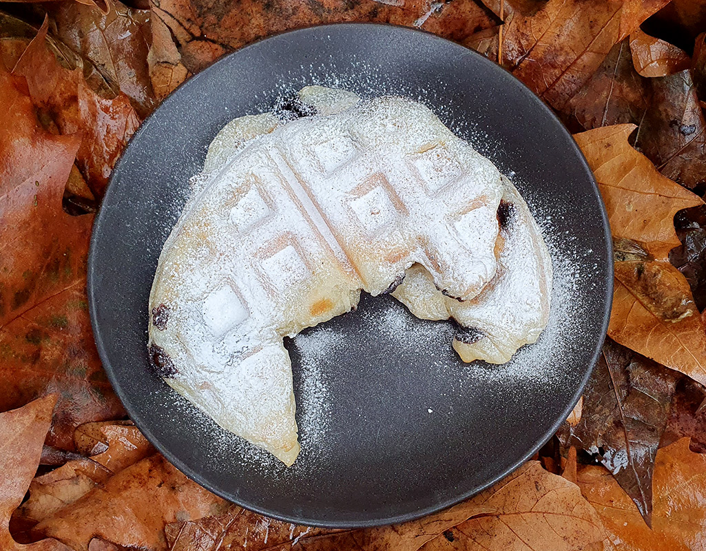 Chestnut and chocolate croffle