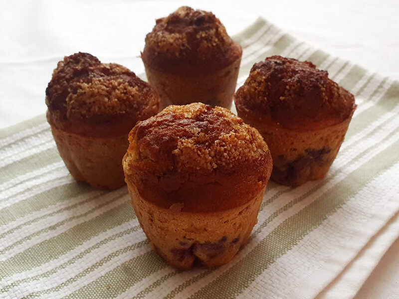 Air fryer apple and blackberry muffins