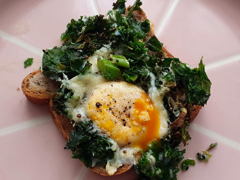 Baked egg with kale and cheese