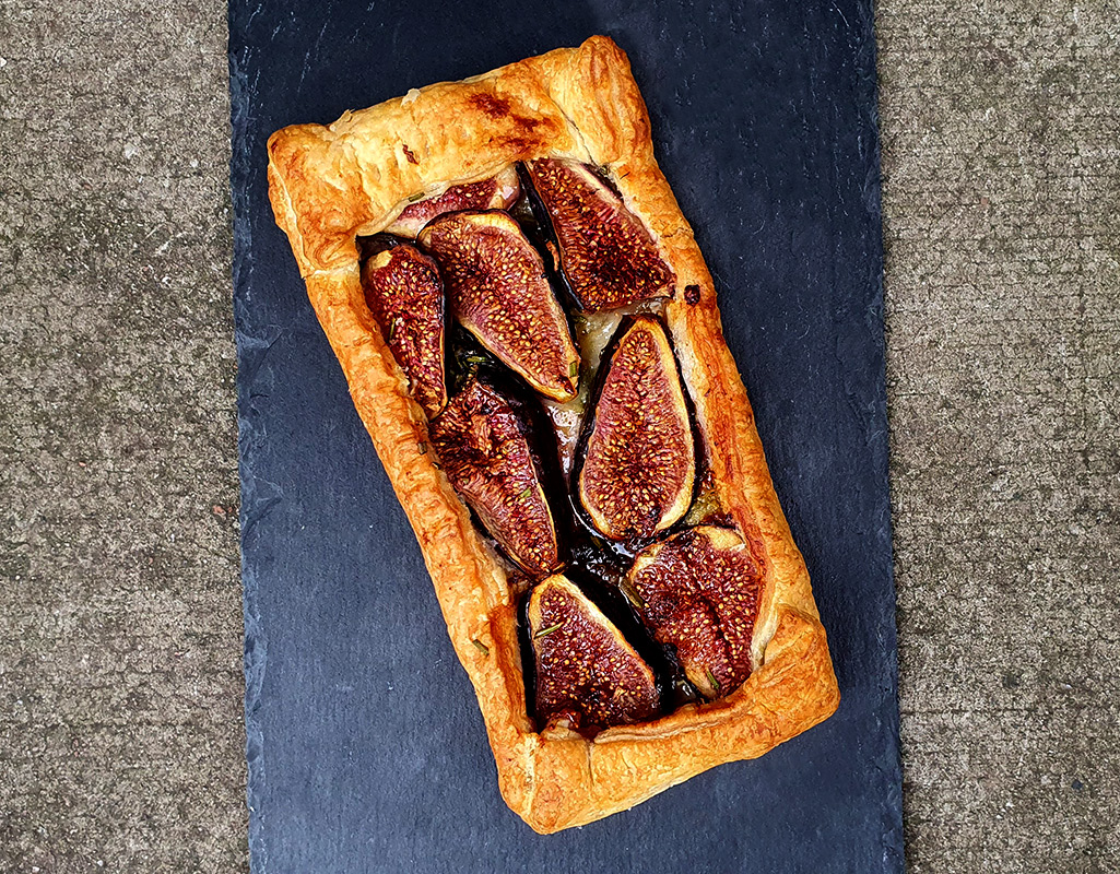 Gruyére and fig tarts