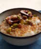 Porridge with baked figs and pistachios