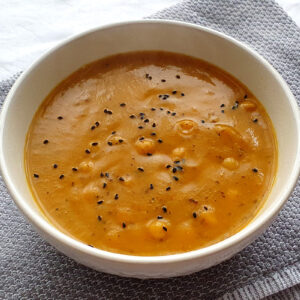 Spiced parsnip and sweet potato soup