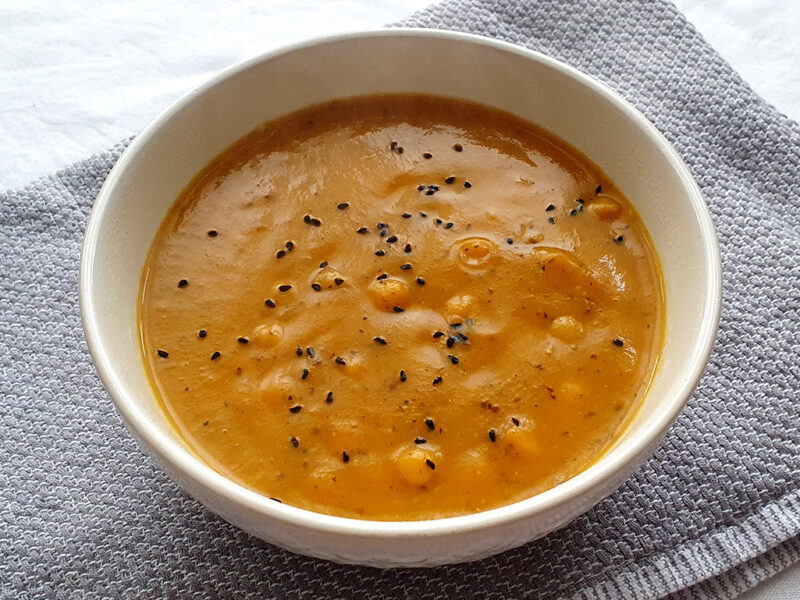 Spiced parsnip and sweet potato soup