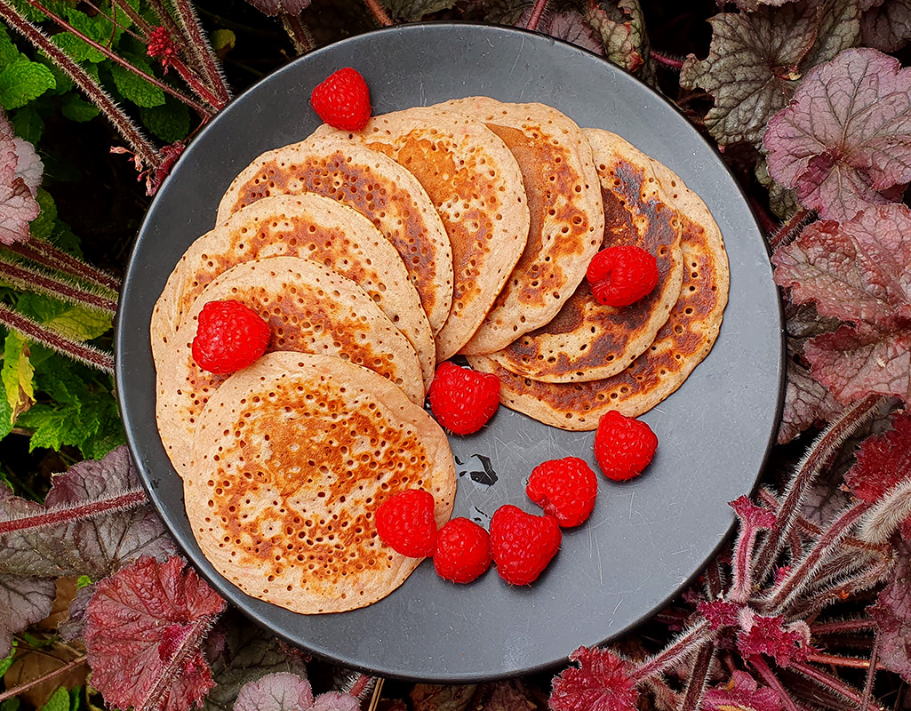 Elderflower and raspberry pancakes