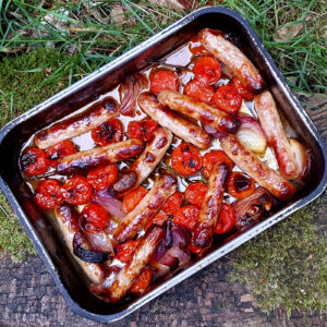 Balsamic tomato and sausage traybake