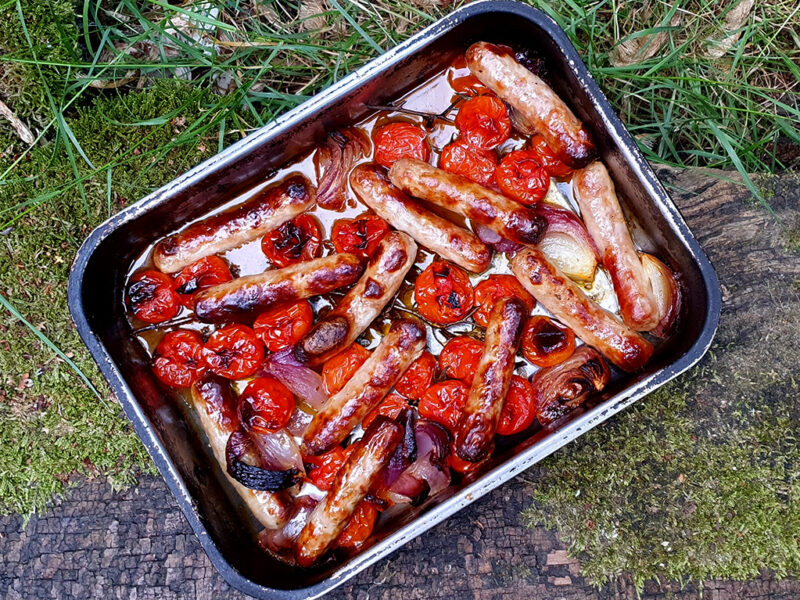 Balsamic tomato and sausage traybake