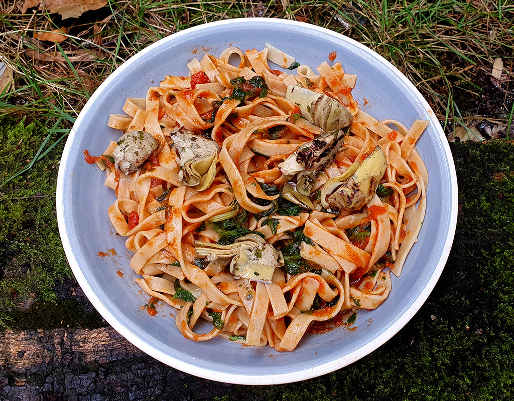 Artichoke and spinach pasta