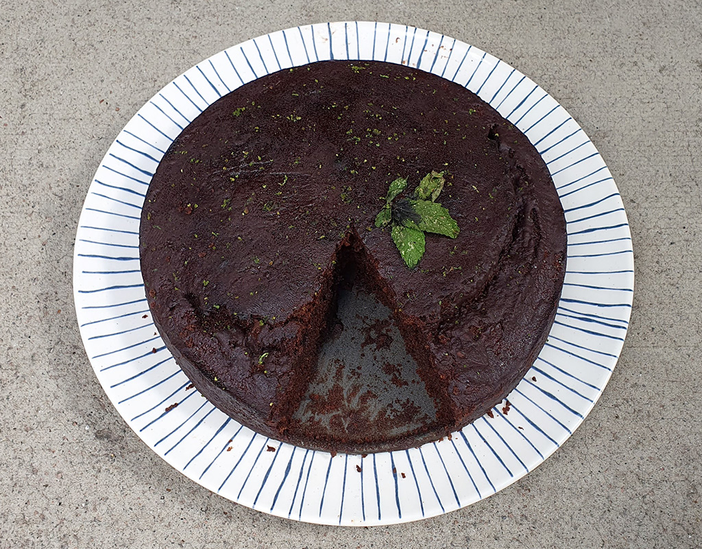 Chocolate, mint and lime cake