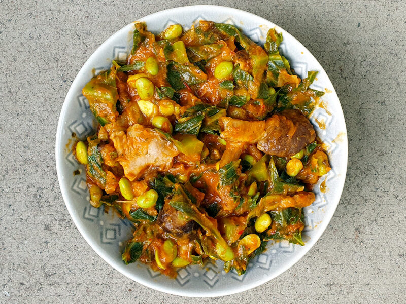 Shiitake, edamame and cabbage in tomato sauce