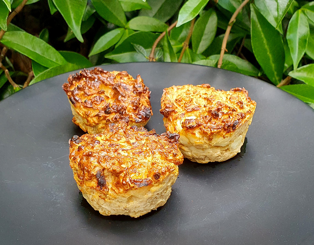 Cottage cheese and lemon oat muffins