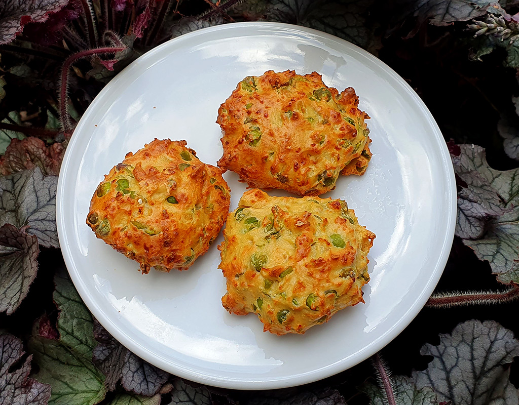 Green Pea and Cottage Cheese Fritters