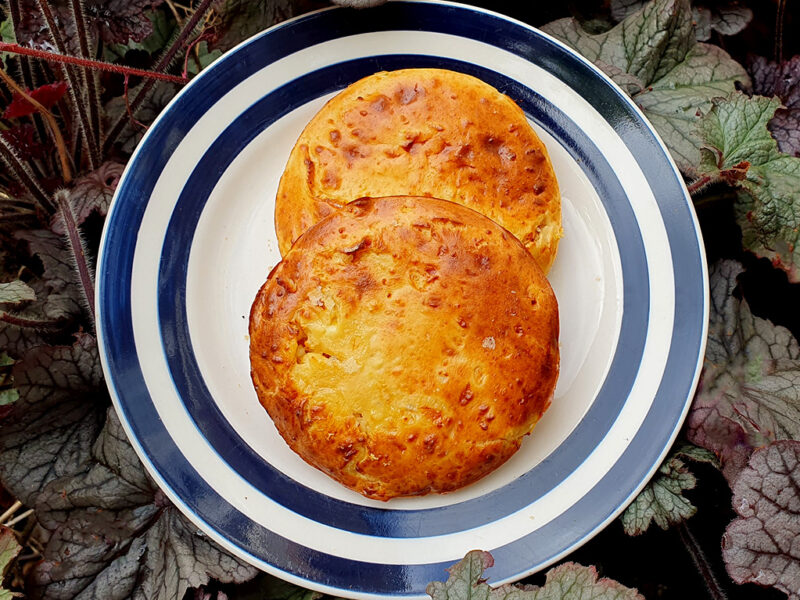 High-Protein Cottage Cheese & Lemon Flatbread