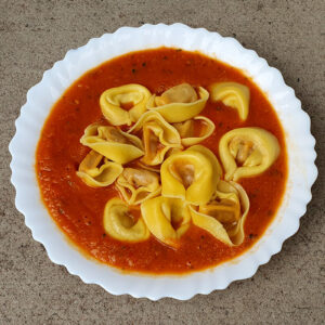Tortellini in Rich Tomato Sauce
