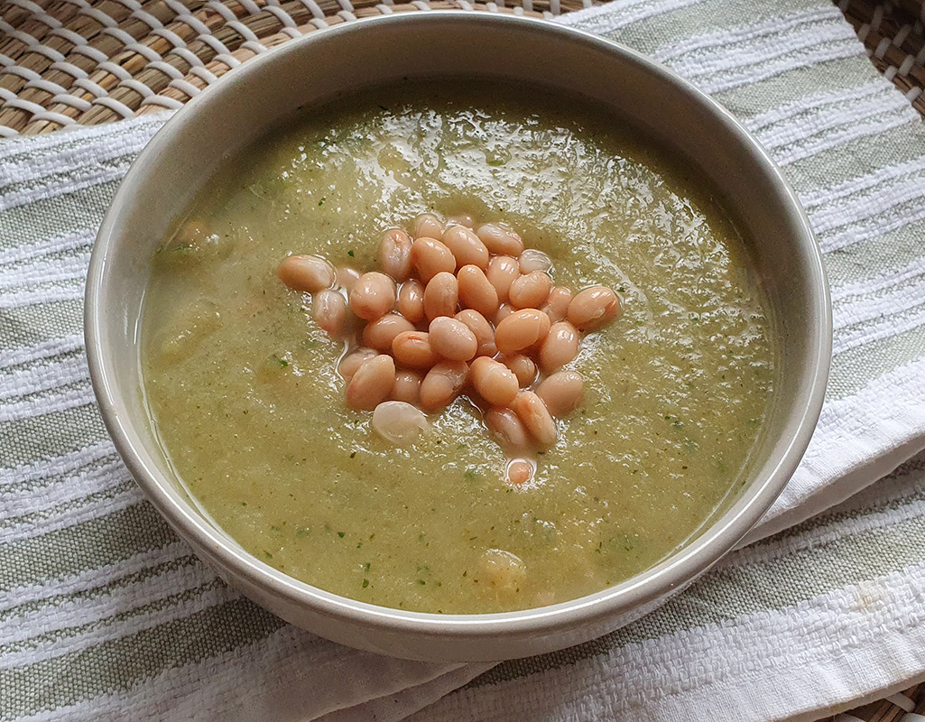 Broccoli and Kohlrabi Soup