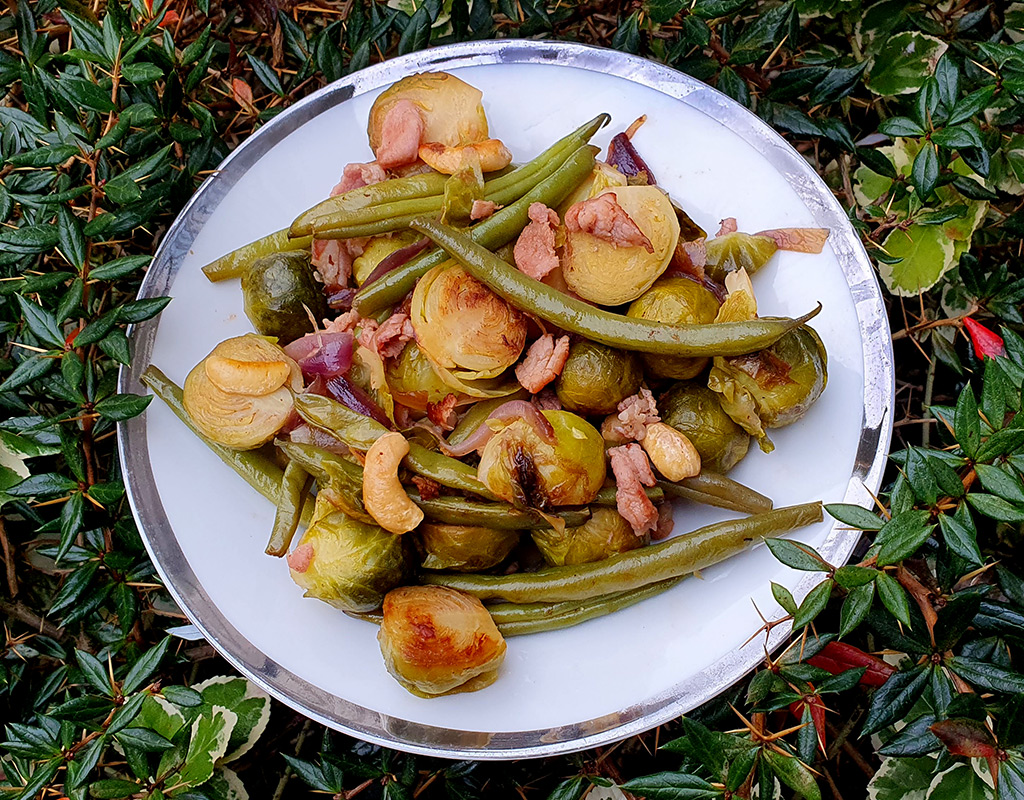 Caramelised Sprouts with Green Beans and Bacon