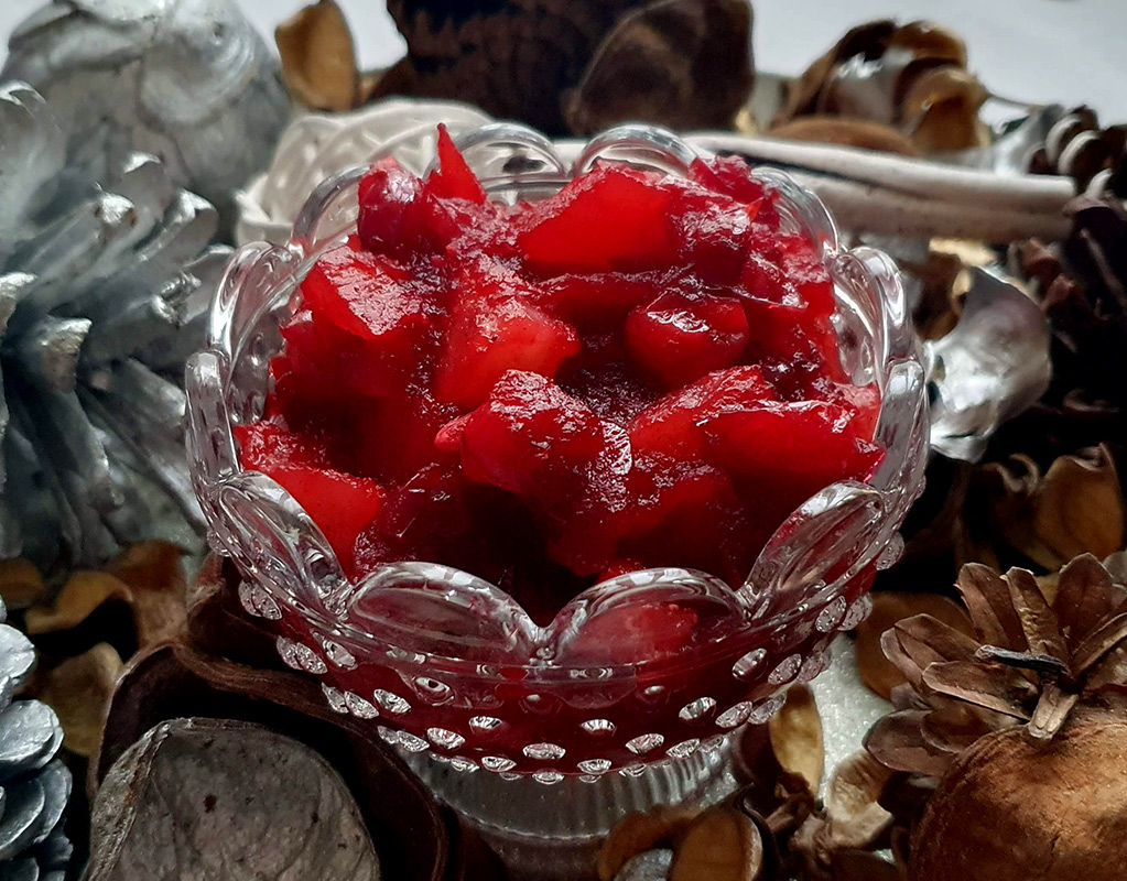 Cranberry Sauce with Ginger and Pear