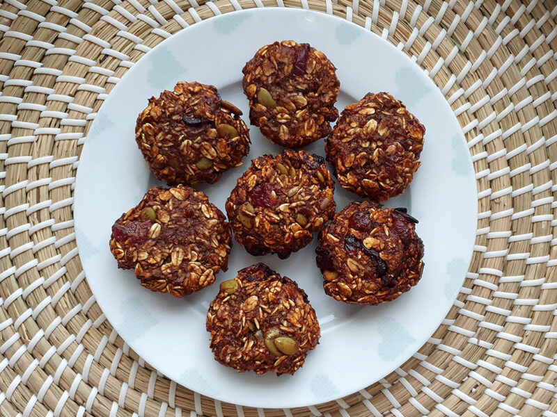Cranberry oat cookies