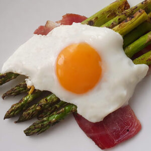Grilled Asparagus with Speck and Egg
