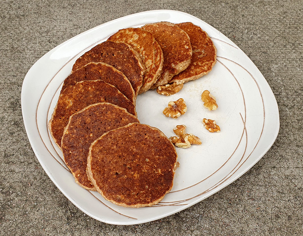 Apple and Walnut Oat Pancakes