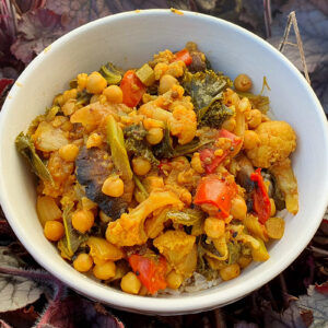 Chickpea, Cauliflower and Kale Curry