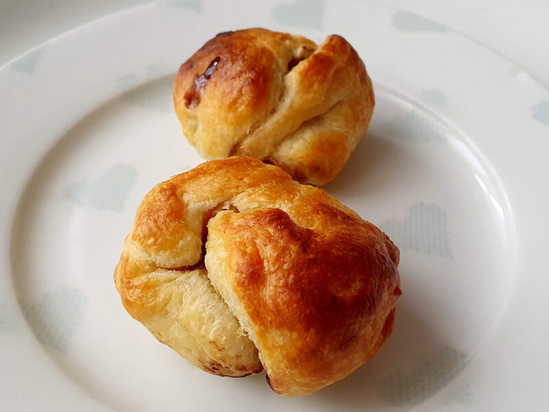 Chocolate and Almond Cruffin