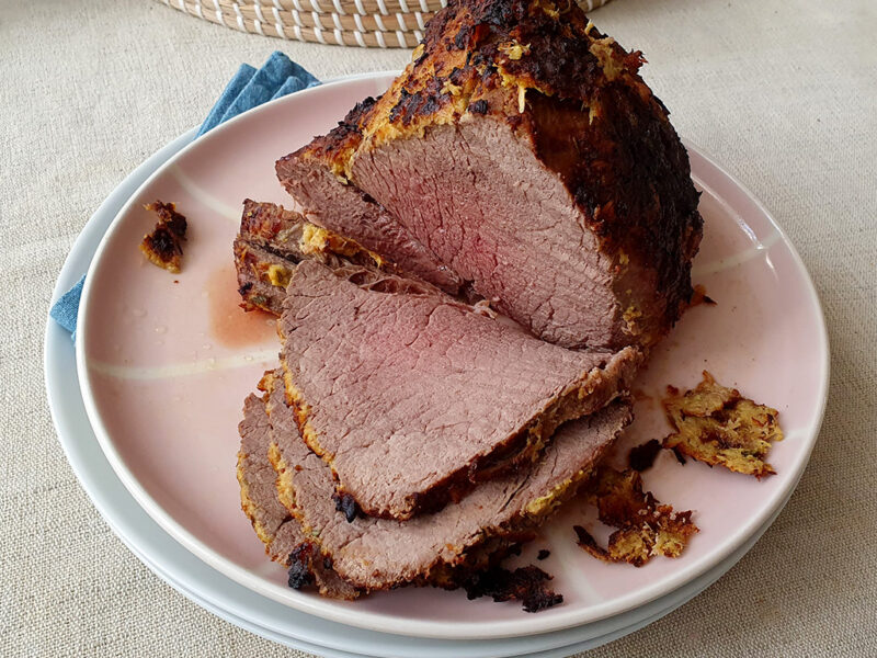 Horseradish and Herb Crusted Roast Beef