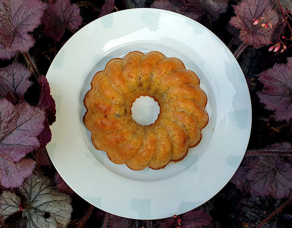 Carrot and Mandarin Mini Bundt Cakes