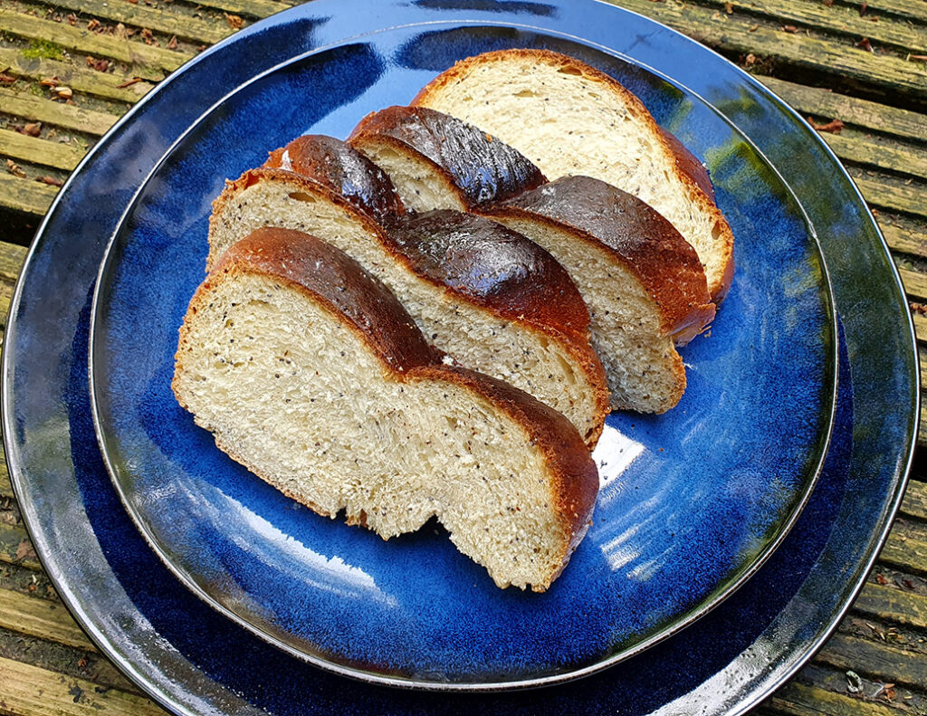 Lemon Poppy Seed Sweet Bread