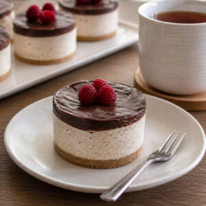 No Bake Chocolate Mini Cheesecakes