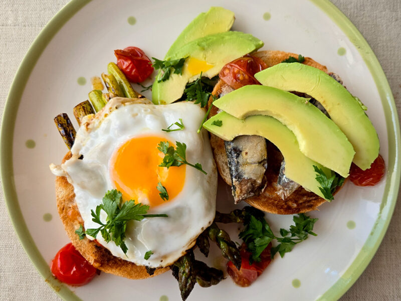 Sardine, Asparagus and Avocado Bagel