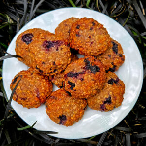 Healthy Oat Cookies with Mixed Berries