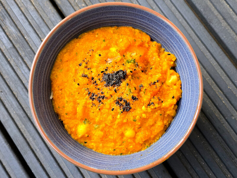 Curried Carrot and Chickpea Soup