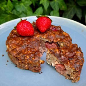 Strawberry and Chia Seed Cottage Cheese Cake