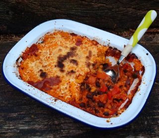 Mexican -style veggie cottage pie - easy, delicious,  healthy,  glutenfree and vegan! Recipe on cooktogether.com 🥰😋#veganpie #healthyveganrecipes #recipeoftheday #veganrecipes #veganfood #healthyvegan #cottagepie #healthymeals #healthyandyummy #tastyvegan #yummyanddelicious #instafood #instavegan #tastygram #homecooked #easyhealthymeals #homecookedmeal #healthyeating #mexicanfood